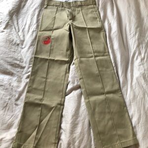 Cherry Los Angeles Dickies sz 32 brand new